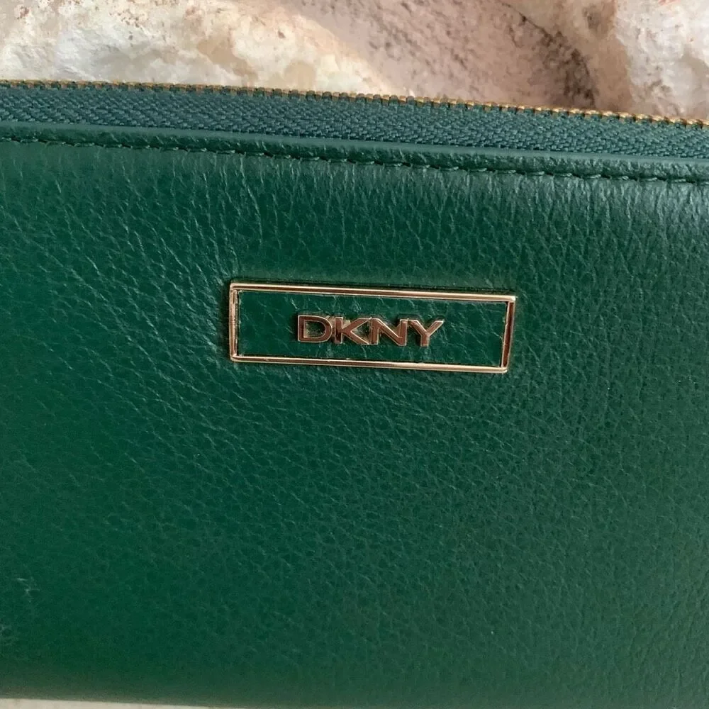 DKNY continental wallet zip around green